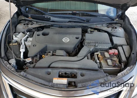 2015 Nissan Altima 2.5 из США, поврежденный, VIN 1N4AL3APXFN404854